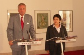 Damila Stehlkov a Mirek Topolnek na tiskov konferenci