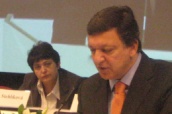 Jose Barroso a Damila Stehlkov v bruselu na romskm summitu